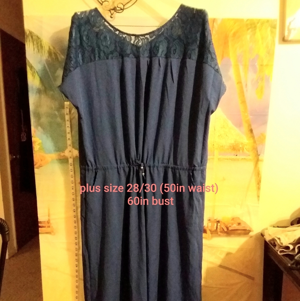 Plus size 28 maxi dress with pockets
